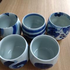 少し大きめの湯呑み５個セット(美品)の画像