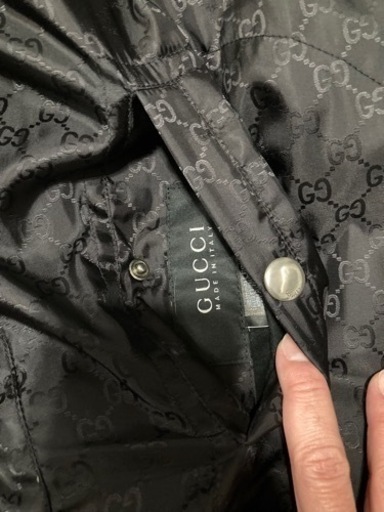 GUCCIリバーシブルダウン