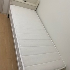 セミシングルベッド、マットレス付き