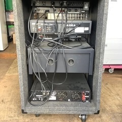 【引き取り限定難あり】 カラオケ他音響設備用アンプ・CDプレーヤー他搭載ラック 中古品 の画像