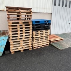 木製パレット差し上げます。