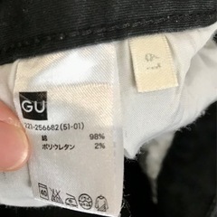 GU ブラックスキニーパンツ　61サイズの画像
