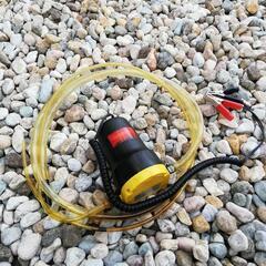 車や単車のエンジンオイル交換用具の画像