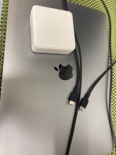 MacBook pro 13インチ 2017 i7 16GB 512GBSSD