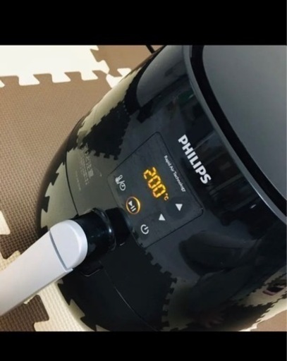 取引中　PHLIPS ノンフライヤープラス　HD9530