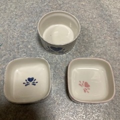 カントリー食器色々の画像