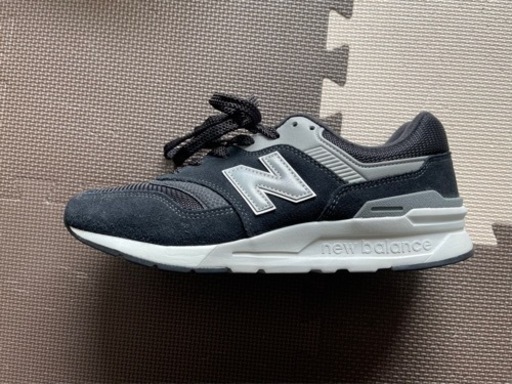 値下げしました❗️new balance のスニーカー997H売ります。『未使用』