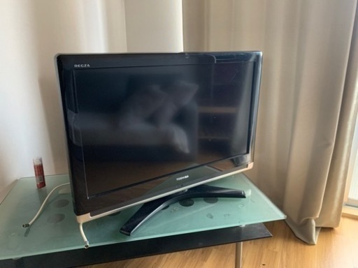 テレビ32インチ　東芝 32c7000