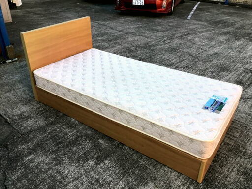 シングルベッド　97×200×80　引き出し2個付き　フレーム有り