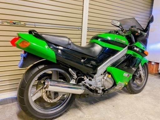 カワサキ　ZZR250 配送可能　支払いは現金or振り込みも可能　カワサキグリーン