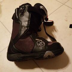 スノーボーの靴の画像