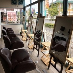 カラーサロンスタッフの画像