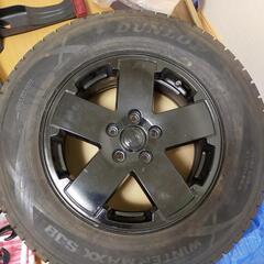 スタッドレスタイヤ　275/60R18 　PCD127   5穴