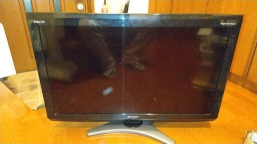 【直接取りに来てくれる方限定】SHARP32型液晶テレビ　LC-32E7