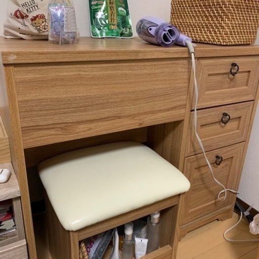 化粧ドレッサー