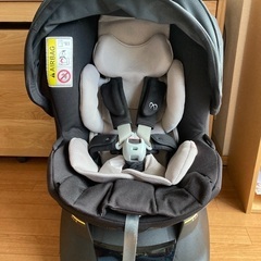 エールベベ  クルットNT2プレミアム　回転式チャイルドシート 