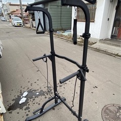 ぶら下がり健康器 懸垂マシン チンニング 筋トレ トレーニング ...