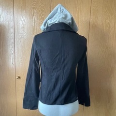 フード付きジャケットの画像
