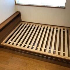 unico ベッド アルベロ ダブルサイズ、マットレスつき