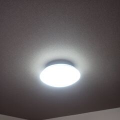 LEDシーリングライト　リモコン付き　6畳用の画像