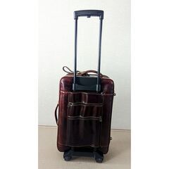 イタリアレザー　スーツケースの画像