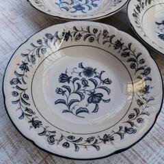 少し深さのある丸皿　3枚セット