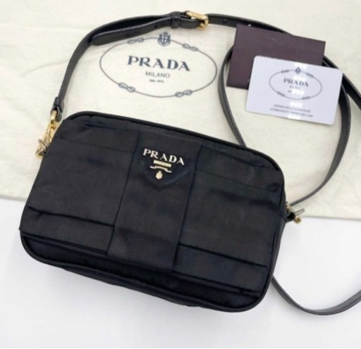 PRADA プラダ　ショルダーバッグ 斜め掛け ブラック 黒 NERO リボン