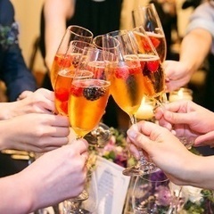 コロナ後も綺麗なお店やホテルでの開催が必須です。コロナ対策をしていない小汚いスペースだと不安ですよね？  ホテルや綺麗なダイニング、レストランでの交流ですので、徹底したコロナ対策を店側と運営側の両方で実施します(ゴールドステッカーあり) - 友達