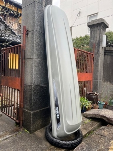 ルーフボックス　ルーフキャリア　キャリアボックス　THULE POLAR500