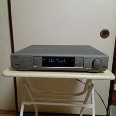 TEAC のホームシアターアンプです。 GLS 75 D です。