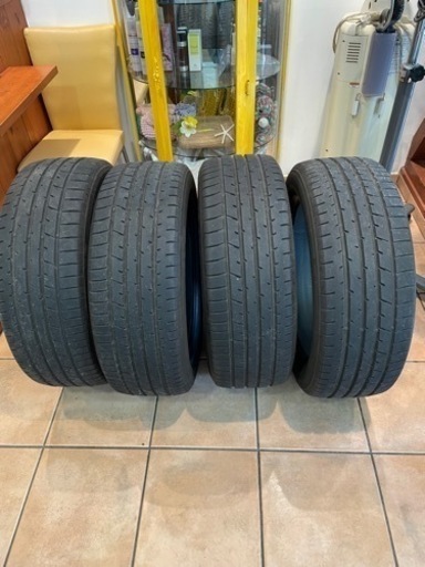 225\55\19トーヨータイヤ１９年製バリ山