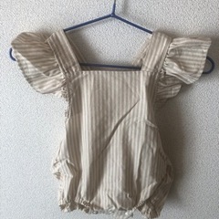 ショルダーフリーバッククロスロンパース