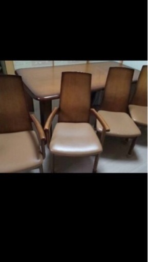 ダイニングテーブル