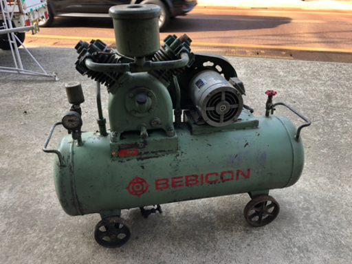 日立　コンプレッサー　業務用　200v 2馬力