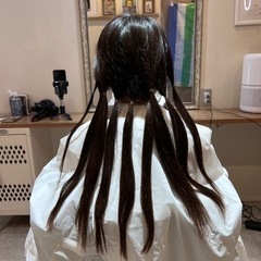 撮影に協力して頂ける美容室、理容室様を探しております。 - 手伝って/助けて