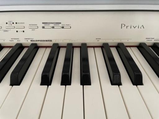 電子ピアノ CASIO PX760