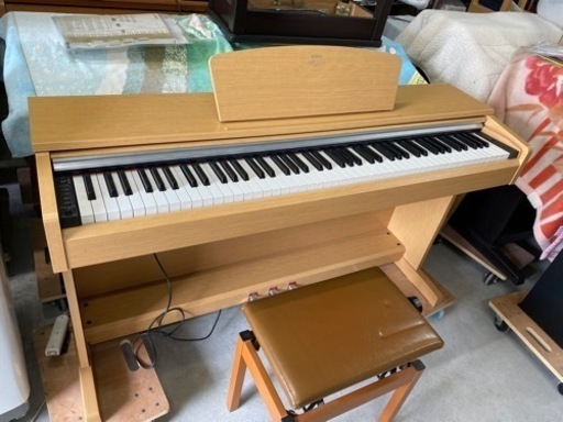 お薦め品‼️ヤマハ電子ピアノ ARIUS YDP-141 2012年