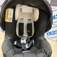 チャイルドシート　エールべべ　クルット