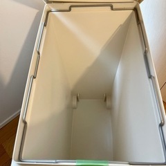 アスベル 45リットル ゴミ箱 破損品 アイボリー キャスター付きの画像