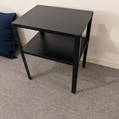 IKEA イケア ベッドサイドテーブルの画像