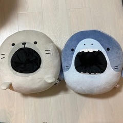 サメーズ　まんまるもちもち　口あきぬいぐるみXL