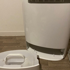 Panasonic パナソニック 除湿乾燥機 １４年製 F-YZK60の画像