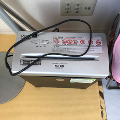シュレッダー　の画像