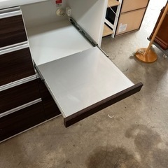 【やりとり中】キッチンボード　食器棚の画像