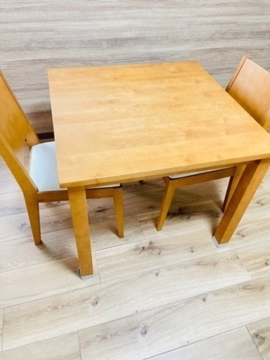 無印良品　2人がけダイニングテーブルと椅子