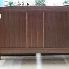 萩原家具本店 ウォールナット  サイドボード ガラス戸棚  飾り棚 ラフォーレ 全国家具工業連合会 アンティーク家具/ビンテージ家具 萩原家具本店 ウォールナット サイドボード ガラス戸棚 飾り棚