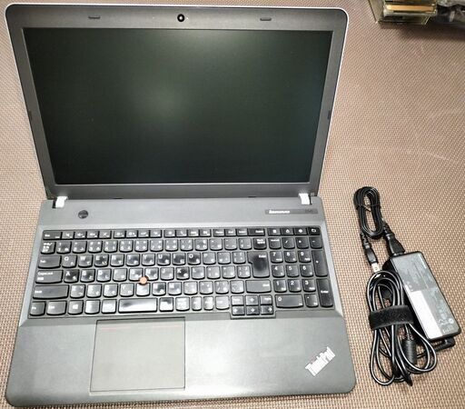 lenovo製ノートThinkPad E540（Core i5-4210M 2.60GHz、メモリー4GB、新品SSD 256GB、書込み型DVD）少し訳ありですが、いかがでしょうか？