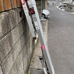 脚立足場