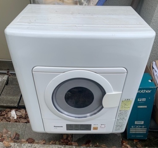 Panasonic パナソニック 除湿型電気衣類乾燥機 5㎏ NH-D503 2018年製 ホワイト