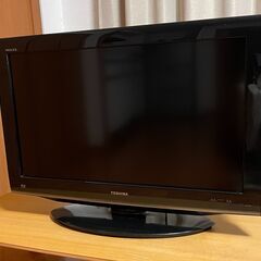 TOSHIBA 東芝レグザ３２型液晶テレビ　DVD内蔵型